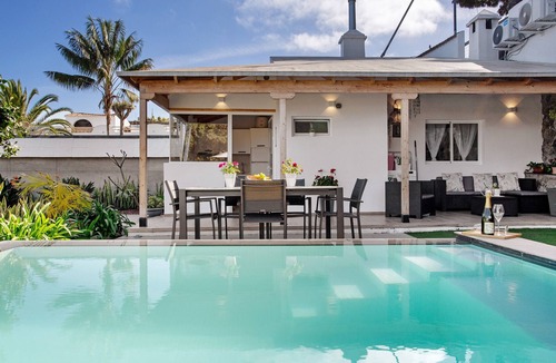 Santa Barbara House | Beautiful "Casa Adayeim 1" with Pool, Wi-Fi, Terraces, Sea and Mountain Views