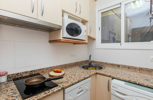 Torroella de Montgri Apartment | Beautiful apartment for 4 people with WIFI and TV