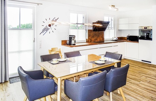Stove House | Beautiful home in Boiensdorf with WiFi