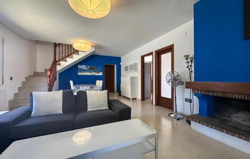 Creixell House | Beautiful Home In Creixell With Wifi