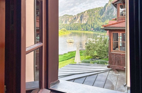 Niederrathen Apartment | Beautiful maisonette apartment 2 Haus Elbjuwel (1st floor/DG)