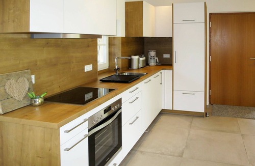 Hofstetten House | Beautiful private villa for 4 people with A/C, WIFI, TV and patio