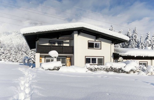 Angerberg House | Beautiful private villa for 10 people with TV, terrace and pets allowed