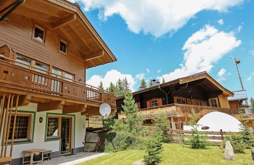 Hochkrimml House | Beautiful villa for 6 guests with WIFI, TV, terrace and panoramic view