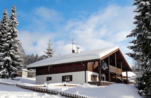 Oberkreuzberg House | Beautiful villa for 6 people with pool, WIFI, TV and terrace