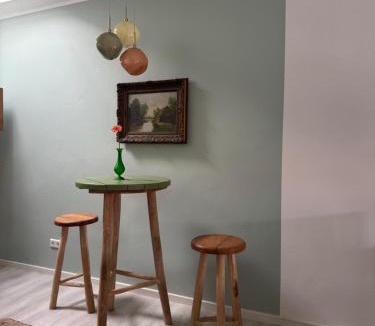 Uebach-Palenberg Apartment | Beim Goldenen Dackel -Atelierhaus im Hof