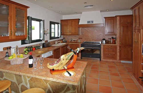 Antequera Villa | Belvilla by OYO Villa Los Chaparros