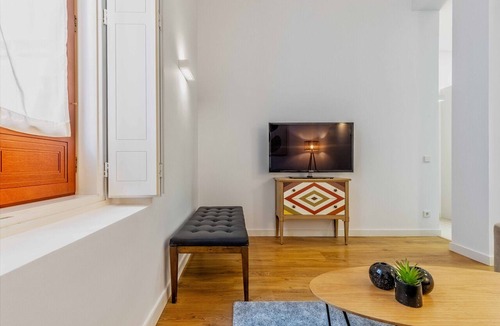 Cortes Apartment | Bellas Artes I apartment in Madrid