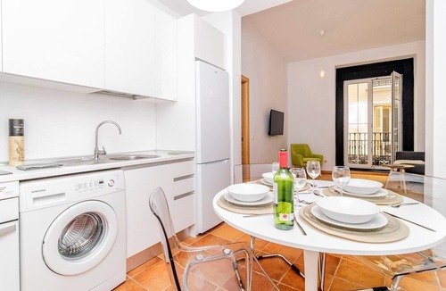 Chueca Apartment | Bello Apto. en Centro de Madrid, C/Infantas 1-3
