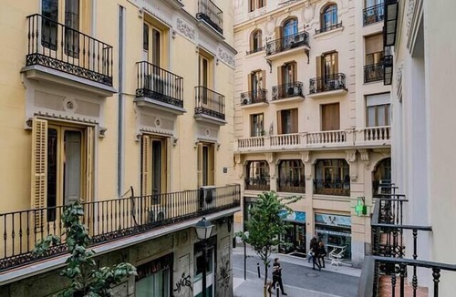 Chueca Apartment | Bello Apto. en Centro de Madrid, C/Infantas 1-3
