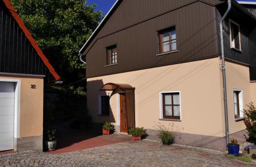 Saupsdorf Apartment | Bergblick