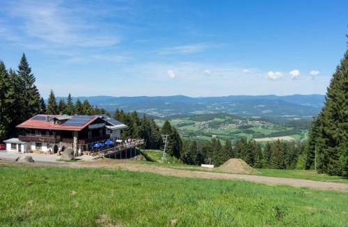 Maibrunn Hotel | Berggasthof Hochpröller