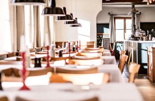 Rottach-Egern House | Berghotel Altes Wallberghaus
