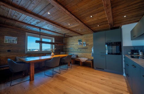 Kempten Apartment | Bergmarie - exclusive maisonette with mountain views