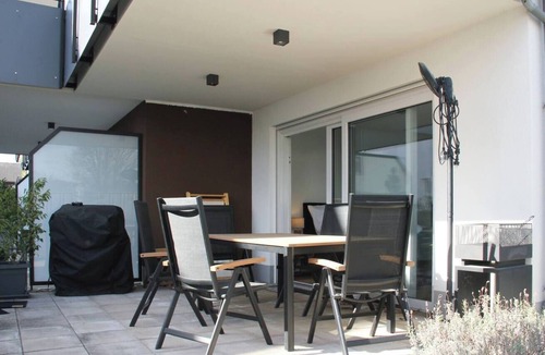 Freilassing Apartment | BeSSa Homes Modern apartment 6 pers, garden