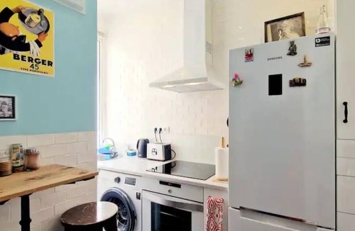 Cortes Apartment | BEST LOCATION in the HEART OF MADRID ♥PRADO MUSEUM-SOL♥ Stylish 1 bd apt