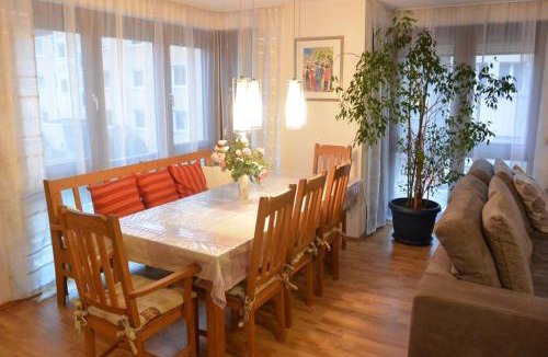 Bayreuth Apartment | Beste Lage im Zentrum und am Hofgarten 150qm mit Klima, 2xBalkon, Aufzug, Familienfreundlich