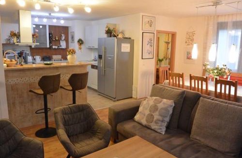 Bayreuth Apartment | Beste Lage im Zentrum und am Hofgarten 150qm mit Klima, 2xBalkon, Aufzug, Familienfreundlich