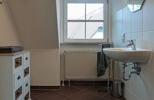 Monchgut-Granitz Apartment | Between the Baltic Sea beach and the Bodden, the Boddenhus apartment house awaits you with its brigh