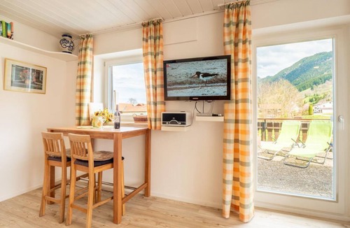 Trauchgau Apartment | Bischoff 2, house - apartment. II/1 bedroom/shower, WC