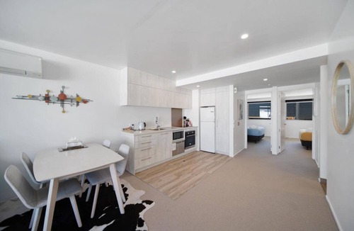 Queenstown City Centre Apartment | Blackrock Apartments