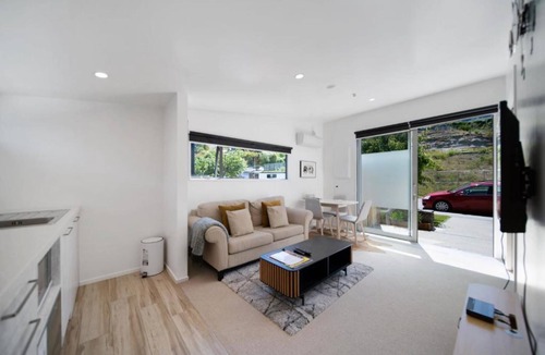 Queenstown City Centre Apartment | Blackrock Apartments