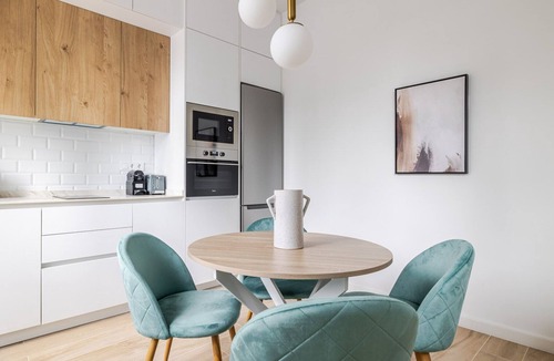 Cotos Apartment | Blueground | Castilla, AC & w/d, nr Retiro