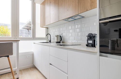 Cotos Apartment | Blueground | Castilla, AC & w/d, nr Retiro