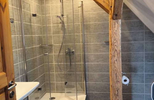 Singen Apartment | Bo'SeeAnNa II: DG maisonette holiday apartment: winding and cozy (43sqm)