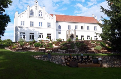 Lubow Apartment | Bolikenberg at Levetzow Manor - 5-star - ABC434
