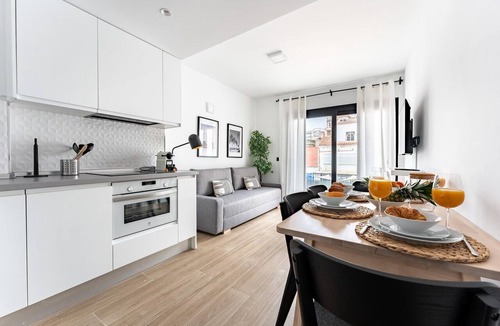 Fuengirola City Centre Apartment | Boutique Apartment in Faro's Fuengirola