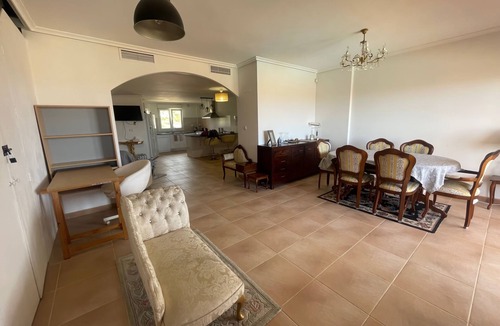 Banos y Mendigo Apartment | Brand New Self-Catering Sunny Golfing Holiday Home