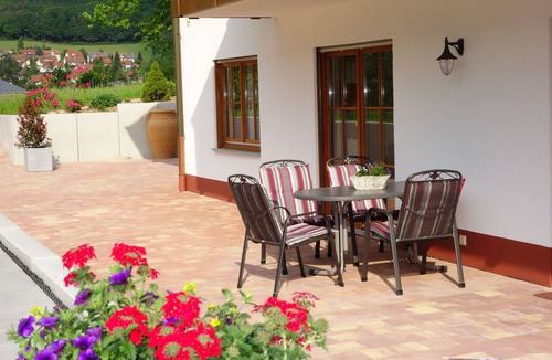 Seelbach Apartment | Braun Vacation Rental - Rebbergblick Vacation Rental