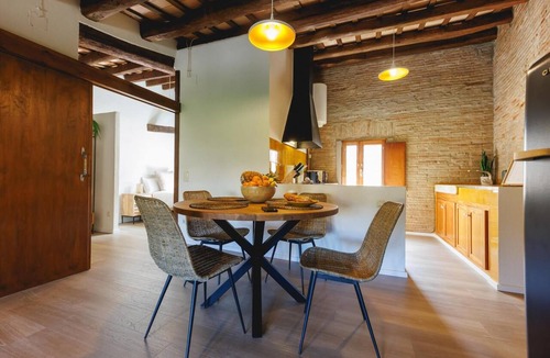 Barri Vell Apartment | Bravissimo Calderers El Bou, with river view