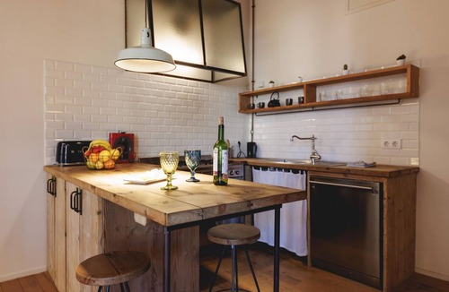 el Mercadal Apartment | Bravissimo Carrer Nou, cosy 2-bedroom apartment in the center of Girona
