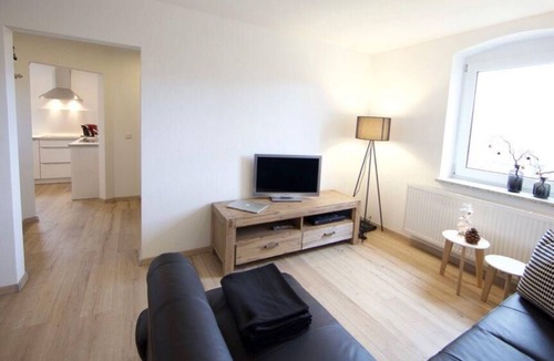 Schirgiswalde-Kirschau Apartment | Bright and modern holiday flat with terrace