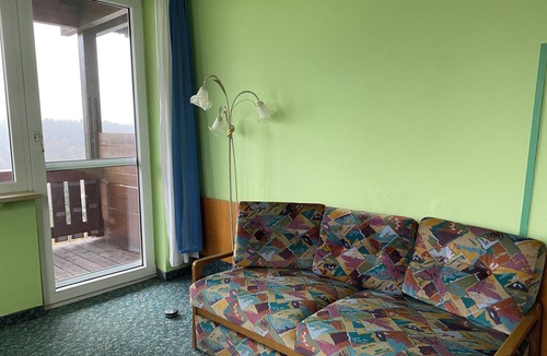 Vohenstrauss Apartment | Bright Apartment with Beautiful Views – Complete Apartment for Your Stay