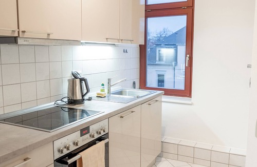 Striesen Apartment | Bright apartment with balcony & close to the Elbe cycle path with bicycle cellar