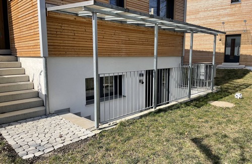 Worthsee Apartment | Bright basement apartment within walking distance of Wörthsee