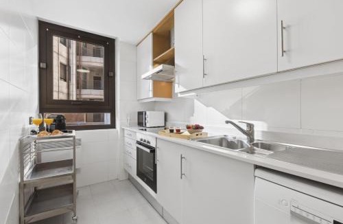 El Viso Apartment | Bright Elegant 2BR with Terrace