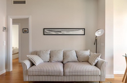 Prosperidad Apartment | Bright Modern-2Bedroom 1Bathroom -Av. de América