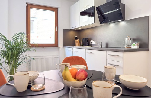Altstadt - Sankt Lorenz Apartment | Brunnen Apartments