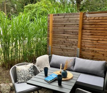 Benz Apartment | Bungalow Blue Sky