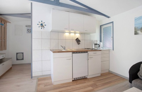 Bakenberg House | Bungalow 'Bungalow Netzboden, Bgl 28' with Private Terrace and Wi-Fi