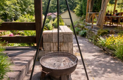 Reinhardtsdorf-Schoena House | Bungalow with private whirlpool & terrace in the forest