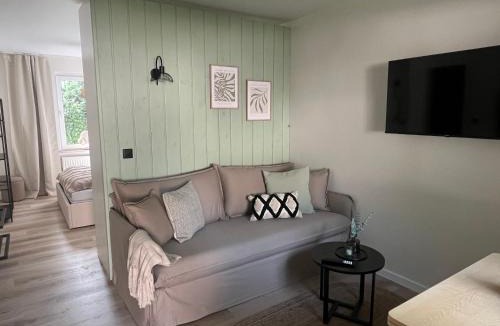 Benz Apartment | Bungalow Green Park