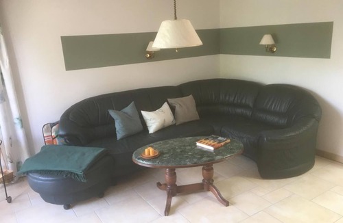 Ostorf Apartment | Bungalow im Schloßgarten - Bungalow Gartenblick
