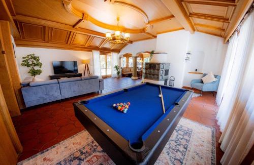 Engedey Apartment | C4S COME4STAY - Alpenblick Watzmann-Kehlstein - TOP Lage im Berchtesgadener Land I bis zu 10 Personen I große Terrasse mit Blick auf die Berge I Smart TV I Billiard I WLAN I kostenloser Parkplatz