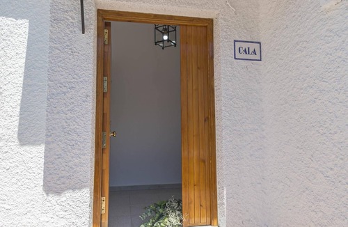 Orgiva Villa | CALA, 2 Bedroom House in Complejo Rural Orgiva