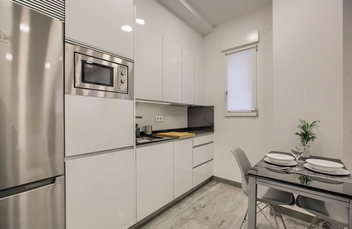 Moncloa-Aravaca Apartment | Calidad y Cercanía a un Paso de Todo!